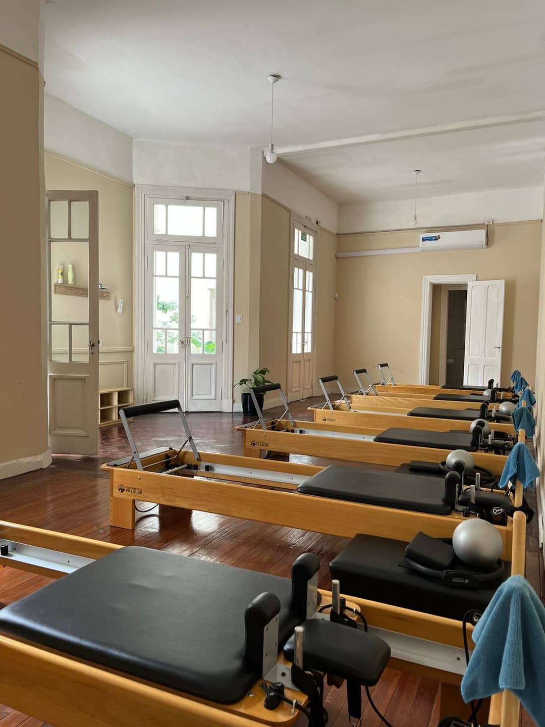 El estudio Mixtura con sus camas reformer
